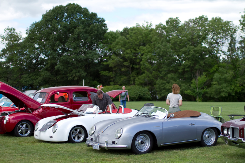 Illustration for article titled custom cars at Occoquan this afternoon